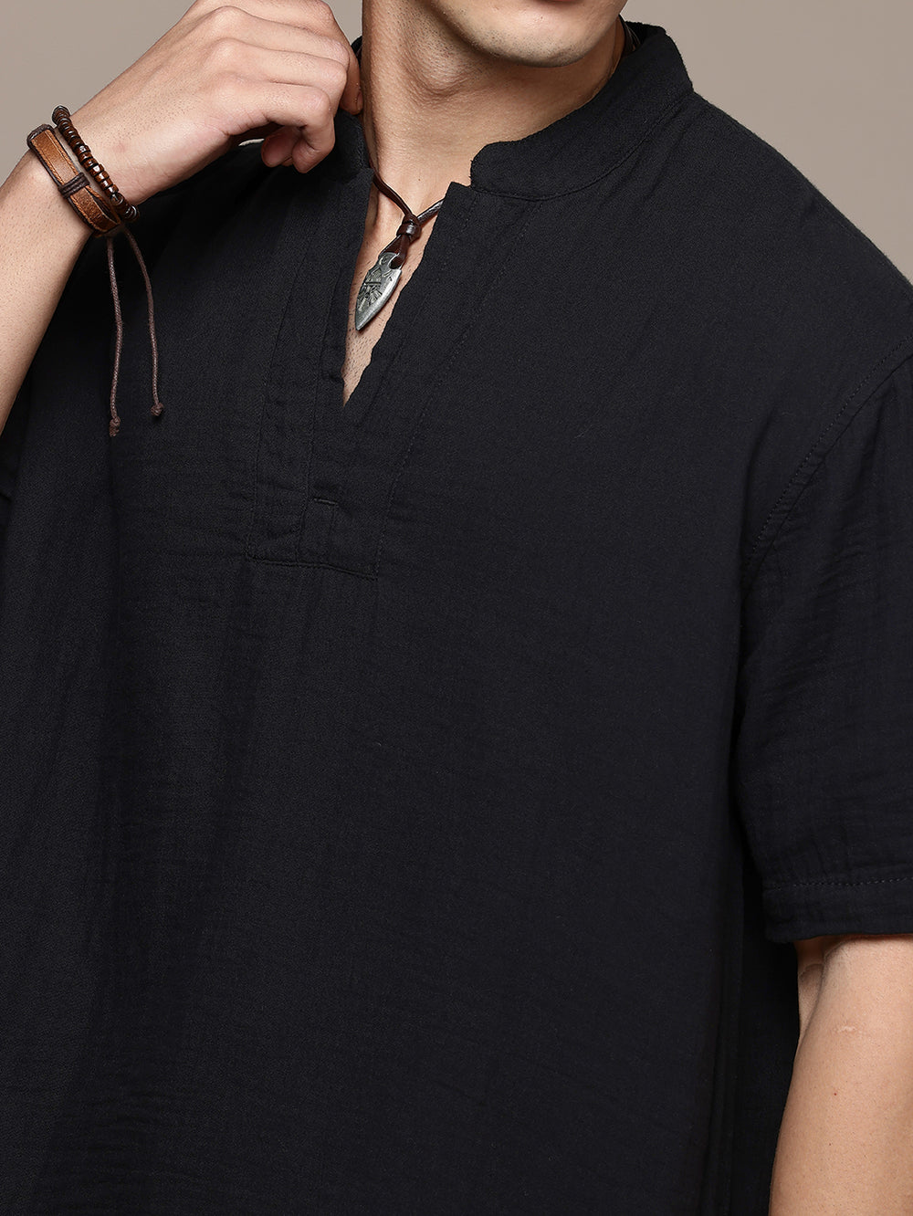 Rooted Split Neck Cotton Kurta