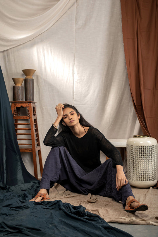 Tainted Sinner - The Veshti Company